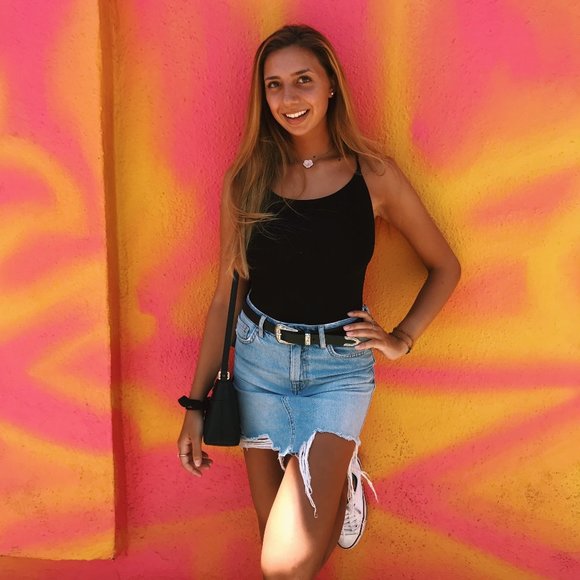 Meet your Posher, Sydney - Picture 1 of 2